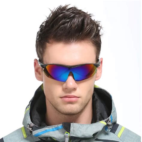 Wholesale Sport & Fashion Sunglasses for Men, Women and Kids